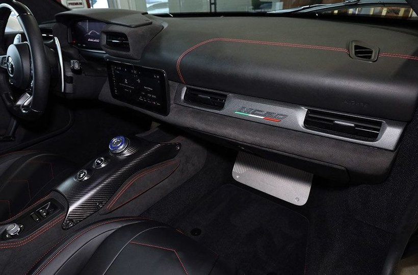 Maserati MC20