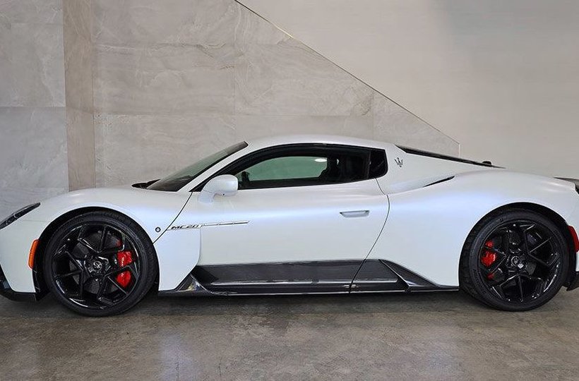 Maserati MC20