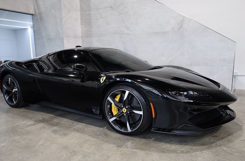 Ferrari SF90 Stradale