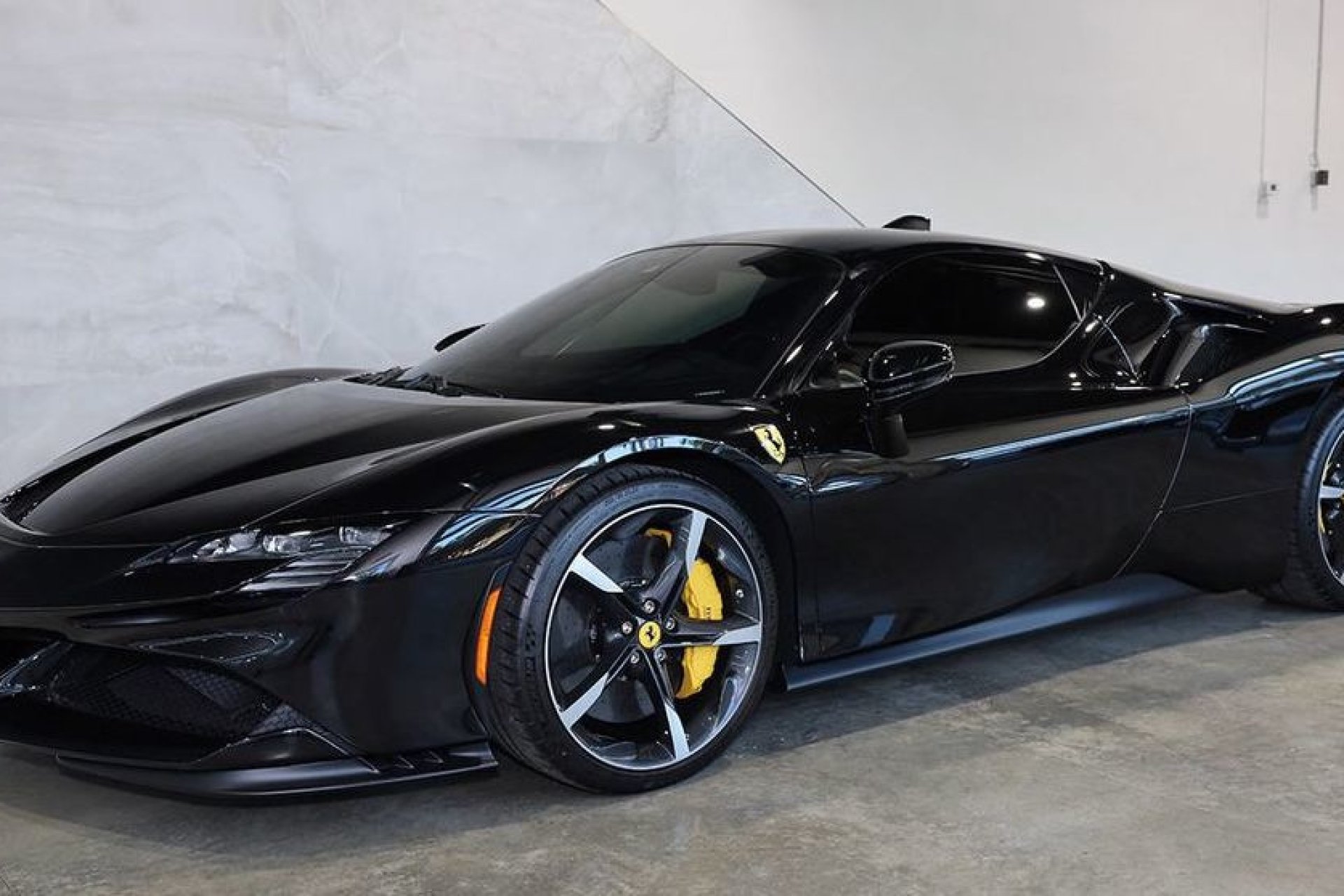 Ferrari SF90 Stradale