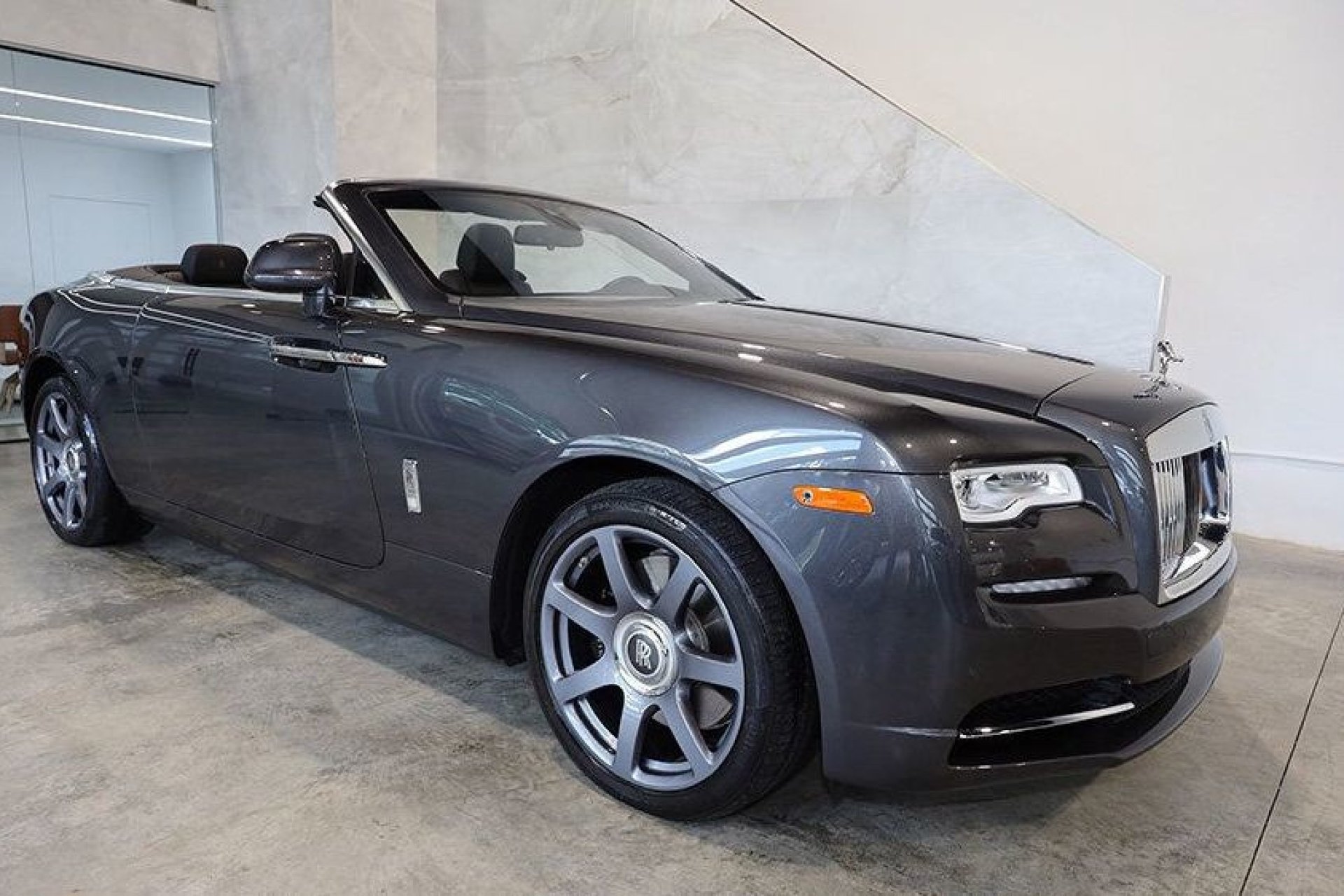 Rolls-Royce Dawn