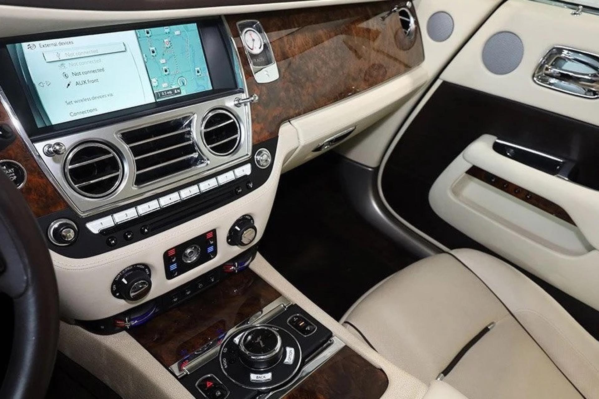 Rolls-Royce Wraith