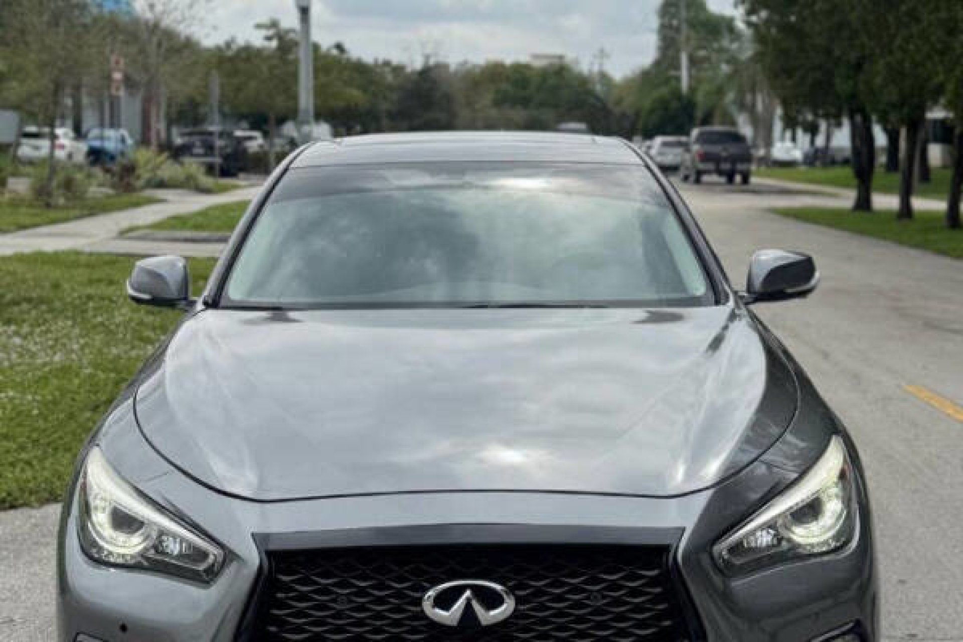 Infiniti Q50 3.0T Luxe