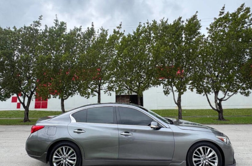 Infiniti Q50 3.0T Luxe
