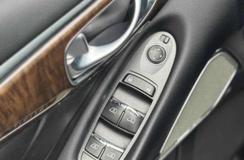 Infiniti Q50 3.0T Luxe