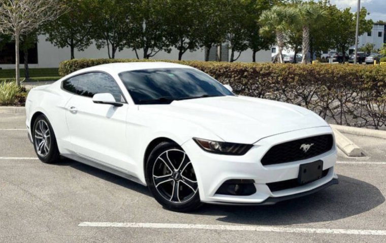 Ford Mustang EcoBoost Premium